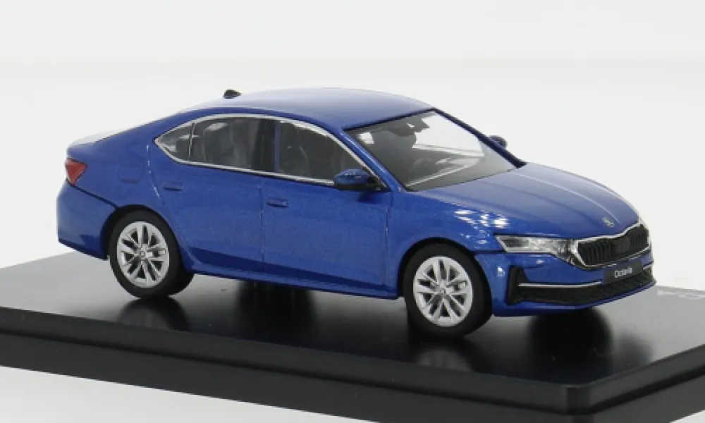 Exclusieve Aanbieding SKODA OCTAVIA IV FL, BLAUW 2024