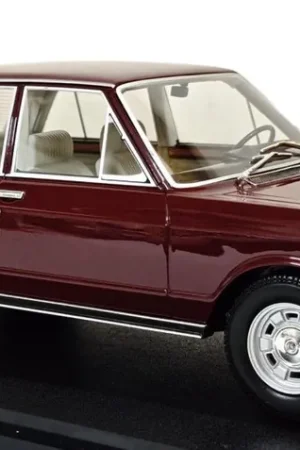 FIAT 130 BERLINA 1969 1/18 CULT-SCALE MODELS Gecertificeerd