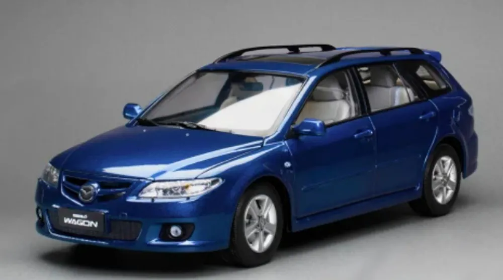 Must-Have MAZDA 6 WAGON 1/18 SCHAALMODEL VAN SUN STAR