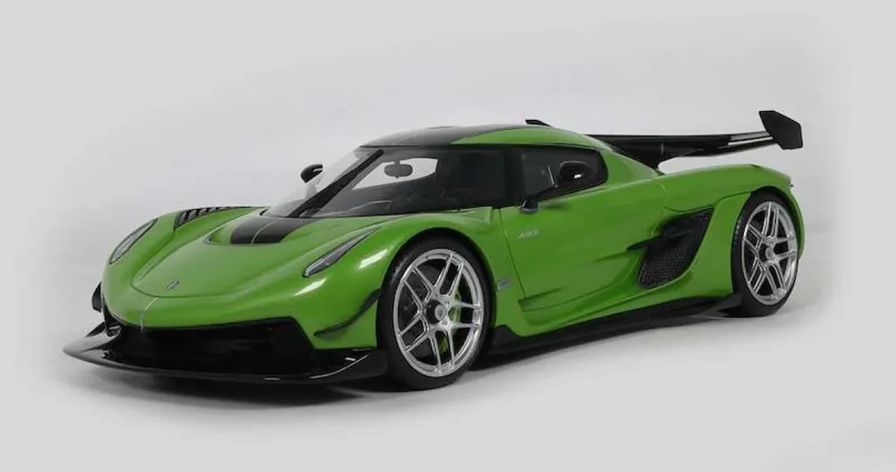 Koop Vandaag KOENIGSEGG JESKO GREEN 2024