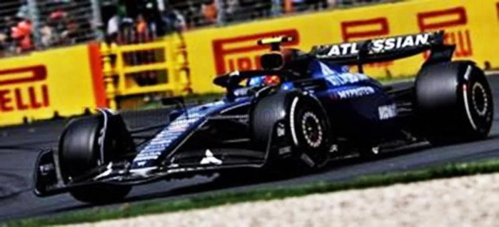 WILLIAMS - F1 FW47 TEAM WILLIAMS ATLASSIAN RACING N 55 3RD AZERBAIJAN GP (WITH PIT BOARD P3) 2025 CARLOS SAINZ Seizoensaanbieding