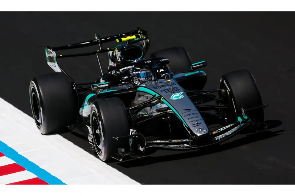 Direct Beschikbaar MERCEDES-AMG W17 N°12 MERCEDES-AMG PETRONAS F1 TEAM WINNER GP JAPON 2026 K.ANTONELLI (W/FIGURINE)