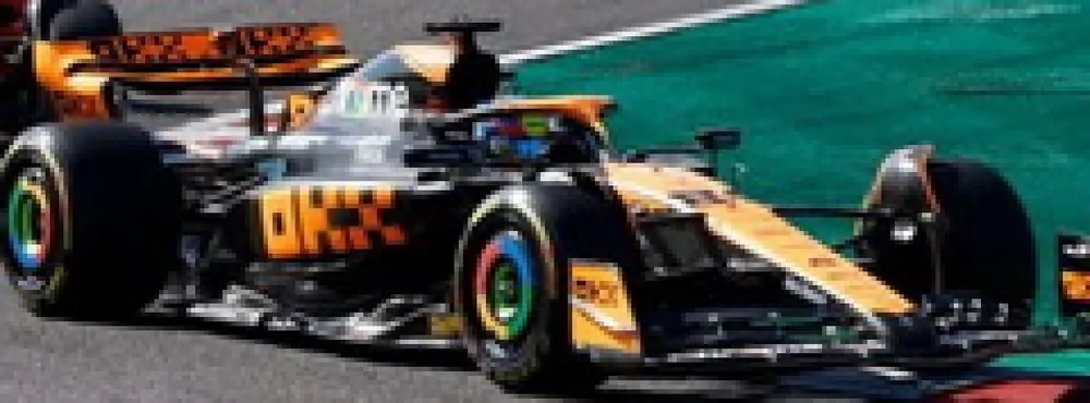 MCLAREN MCL60 N°81 MCLAREN 3RD GP JAPON 2023 OSCAR PIASTRI Superprijs