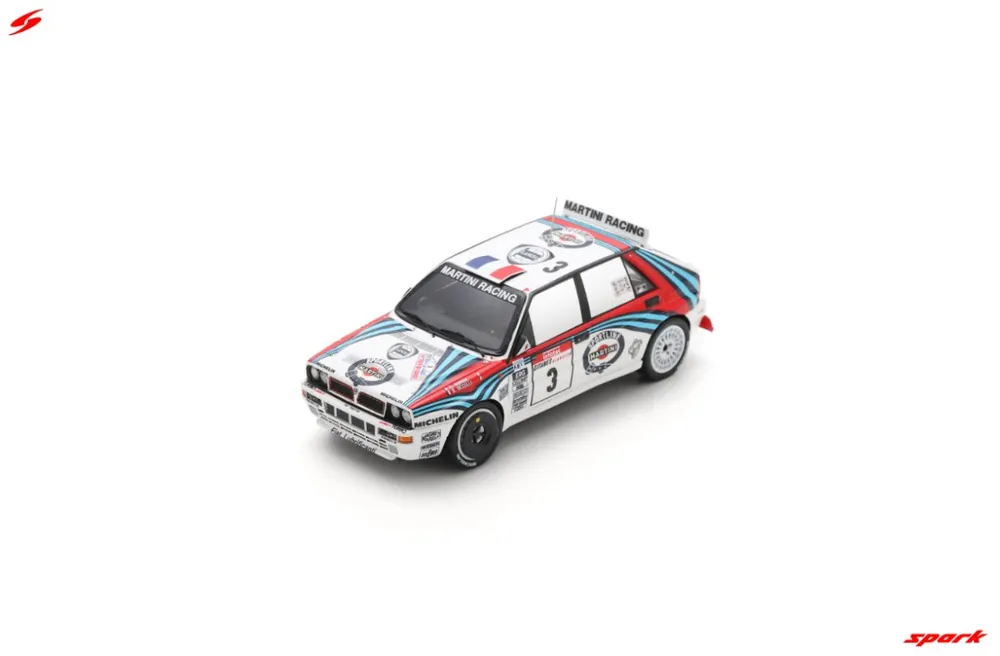 LANCIA DELTA HF INTEGRALE EVO N°3 WINNER TOUR DE CORSE Seizoensaanbieding