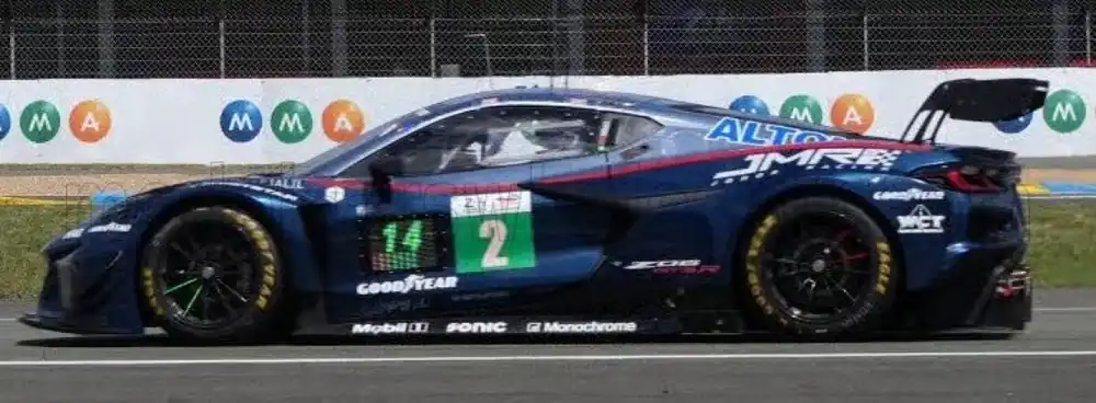Direct Verzonden CHEVROLET - CORVETTE Z06 LMGT3.R 5.5L V8 TEAM TF SPORT N 2 24H LE MANS 2026 PRINCE JEFRI IBRAHIM - LORCAN HANAFIN - BEN GREEN
