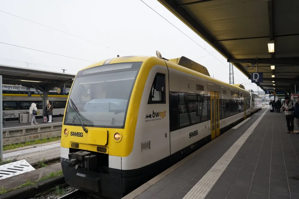 Express Levering Piko 40863 N Dieseltreinstel RegioShuttle 1 SWEG VI, inclusief PIKO geluidsdecoder
